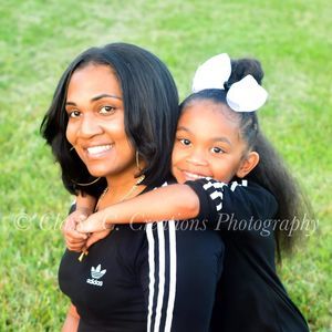 Meet your Posher, Dennetra